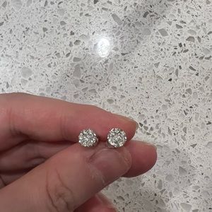 diamond stud earrings
